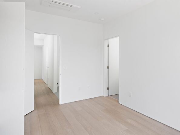 1114 26th Avenue B, Seattle WA 98122