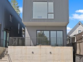 1114 26th Avenue B, Seattle WA 98122