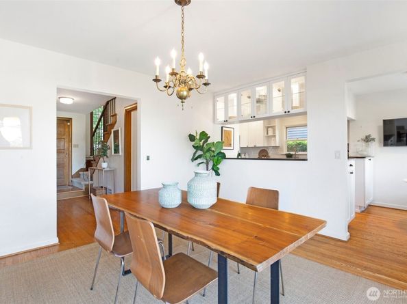 1702 Lake Washington Boulevard, Seattle WA 98122