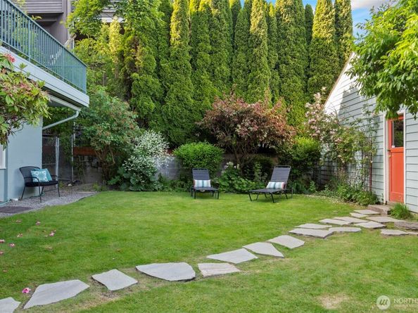 1702 Lake Washington Boulevard, Seattle WA 98122