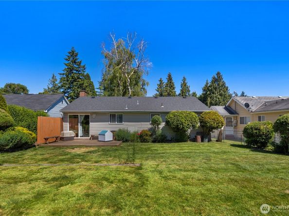 12421 2nd Avenue S, Seattle WA 98168