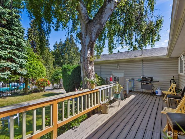 12421 2nd Avenue S, Seattle WA 98168