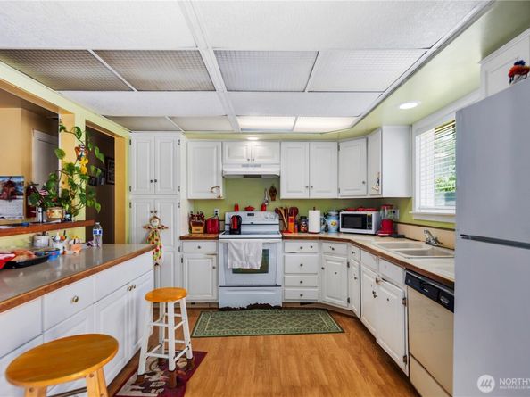 12421 2nd Avenue S, Seattle WA 98168