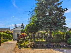 12421 2nd Avenue S, Seattle WA 98168