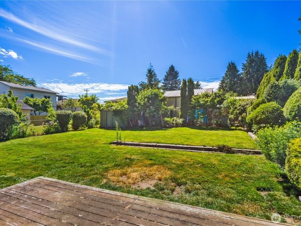 12421 2nd Avenue S, Seattle WA 98168
