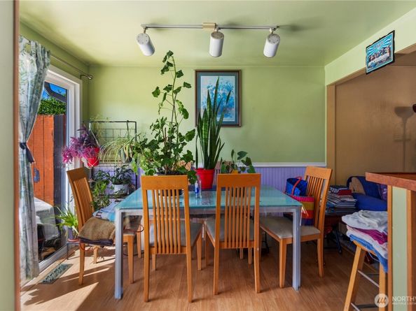 12421 2nd Avenue S, Seattle WA 98168