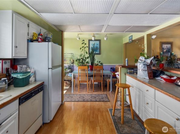 12421 2nd Avenue S, Seattle WA 98168