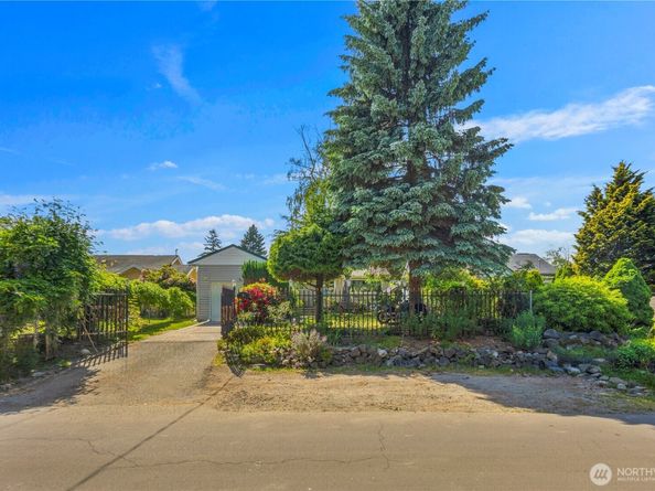 12421 2nd Avenue S, Seattle WA 98168