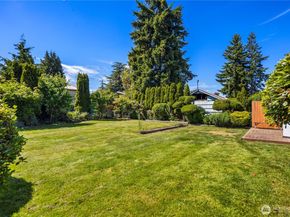 12421 2nd Avenue S, Seattle WA 98168