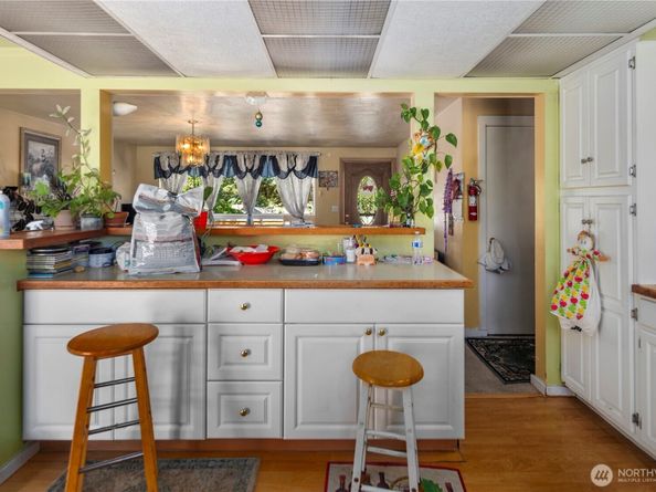12421 2nd Avenue S, Seattle WA 98168