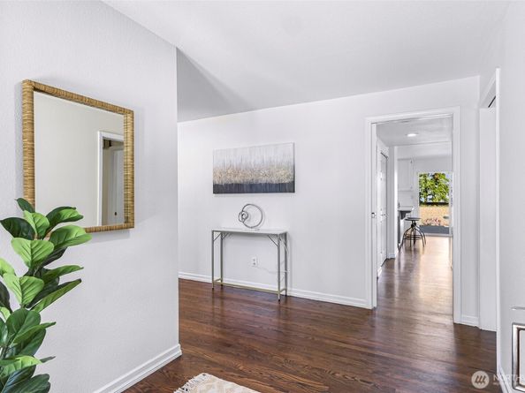 5030 155th Place SE, Bellevue WA 98006