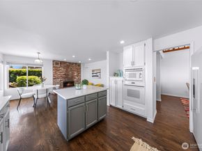 5030 155th Place SE, Bellevue WA 98006