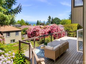 5030 155th Place SE, Bellevue WA 98006