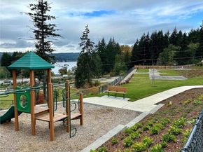 17542 NE Midnight Sun Loop, Poulsbo WA 98370