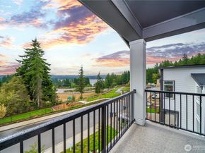 17542 NE Midnight Sun Loop, Poulsbo WA 98370