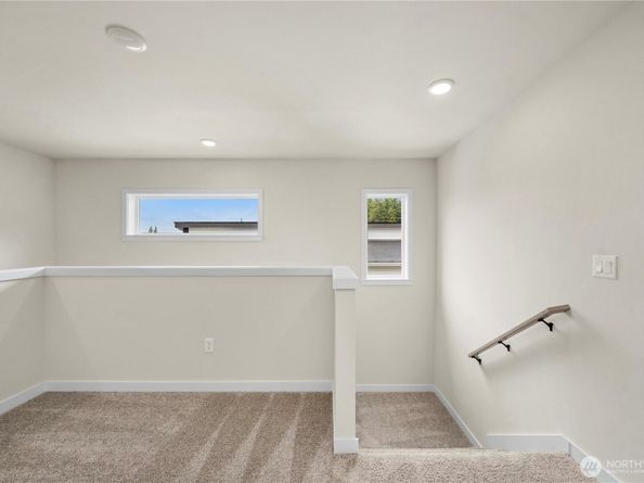 17542 NE Midnight Sun Loop, Poulsbo WA 98370