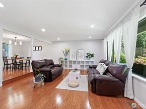 14208 93rd Avenue NE, Kirkland WA 98034