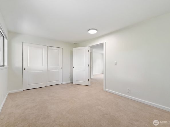 14208 93rd Avenue NE, Kirkland WA 98034