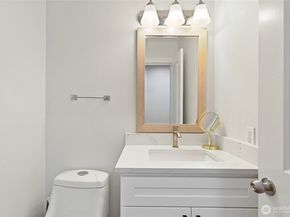 14208 93rd Avenue NE, Kirkland WA 98034