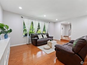 14208 93rd Avenue NE, Kirkland WA 98034