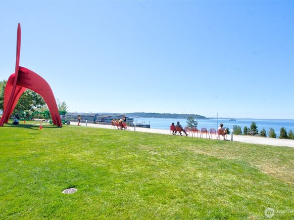 2929 1st Avenue 1217, Seattle WA 98121