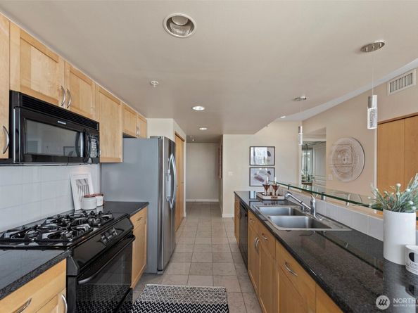 2929 1st Avenue 1217, Seattle WA 98121