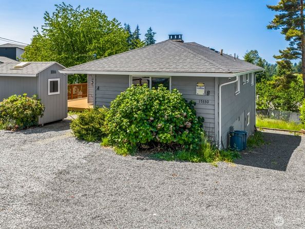 15330 40th Avenue W A & B, Lynnwood WA 98087