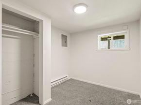 15330 40th Avenue W A & B, Lynnwood WA 98087
