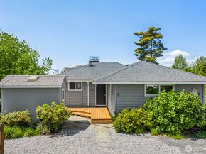 15330 40th Avenue W A & B, Lynnwood WA 98087