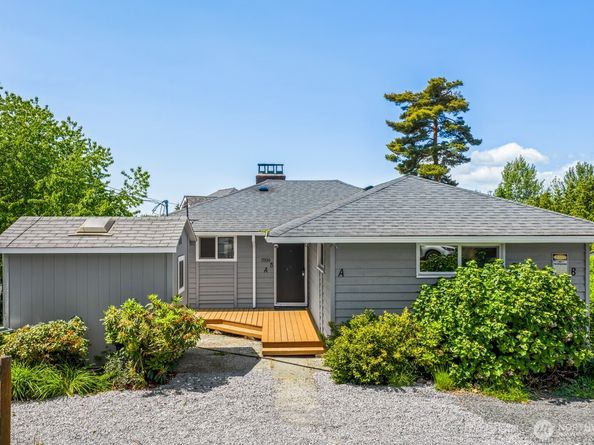 15330 40th Avenue W A & B, Lynnwood WA 98087