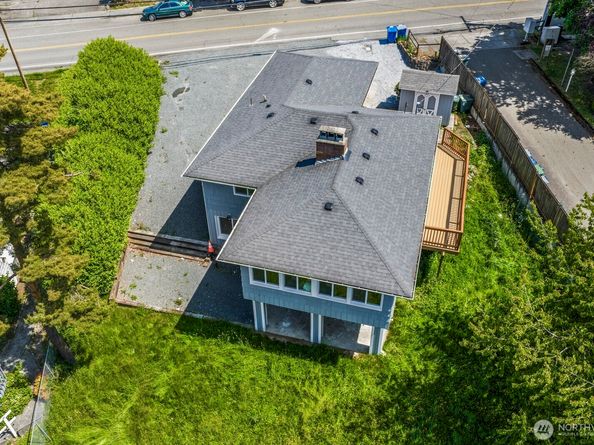 15330 40th Avenue W A & B, Lynnwood WA 98087