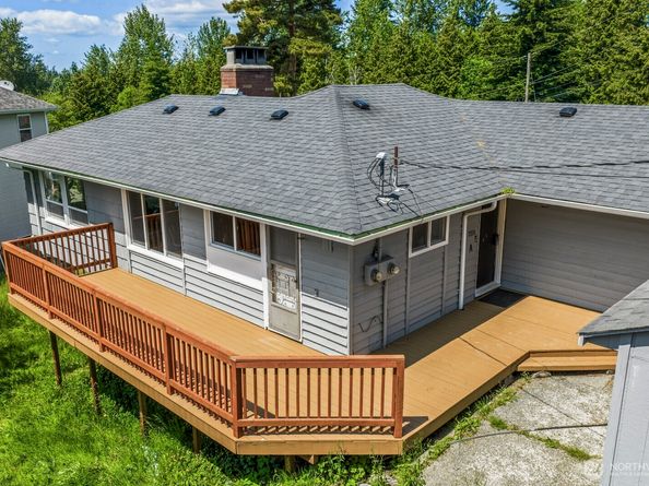 15330 40th Avenue W A & B, Lynnwood WA 98087