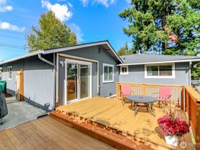 35616 15th Ave SW, Federal Way WA 98023