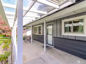 35616 15th Ave SW, Federal Way WA 98023
