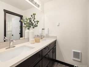 9245 Kelsey Lane SW, Seattle WA 98106