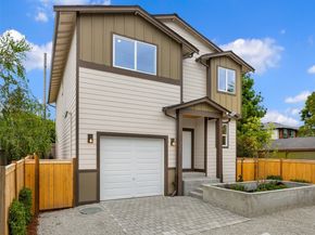 9245 Kelsey Lane SW, Seattle WA 98106
