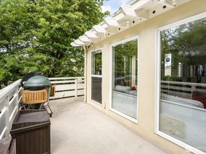1724 26th Avenue, Seattle WA 98122