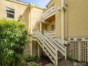 1724 26th Avenue, Seattle WA 98122