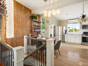 1724 26th Avenue, Seattle WA 98122