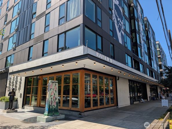 1724 26th Avenue, Seattle WA 98122