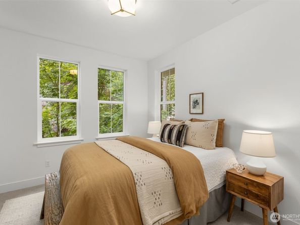 12837 NE 91st Street, Kirkland WA 98033