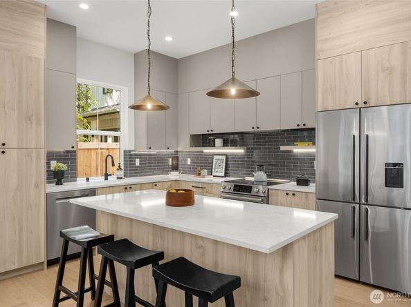 12837 NE 91st Street, Kirkland WA 98033