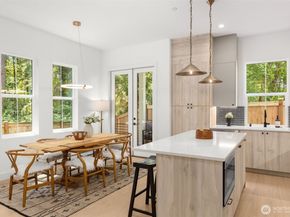12837 NE 91st Street, Kirkland WA 98033