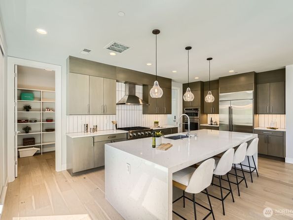 7014 125th Lane NE, Kirkland WA 98033