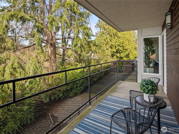 6201 Lake Washington Boulevard NE 206, Kirkland WA 98033
