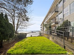 6201 Lake Washington Boulevard NE 206, Kirkland WA 98033