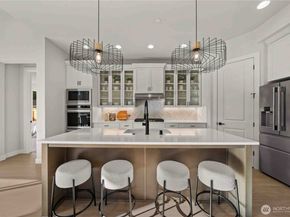 5541 Thornhill Avenue SW, Port Orchard WA 98367