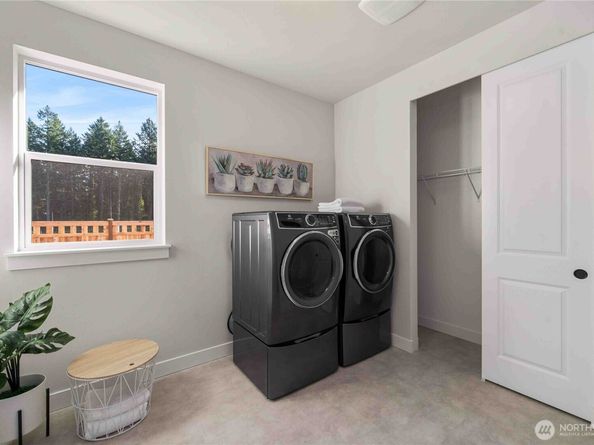 5541 Thornhill Avenue SW, Port Orchard WA 98367