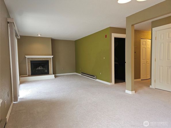 13626 NE 7th Street F9, Bellevue WA 98005