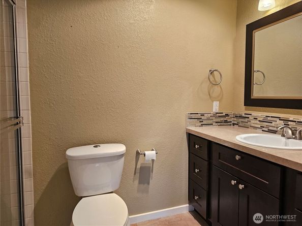 13626 NE 7th Street F9, Bellevue WA 98005